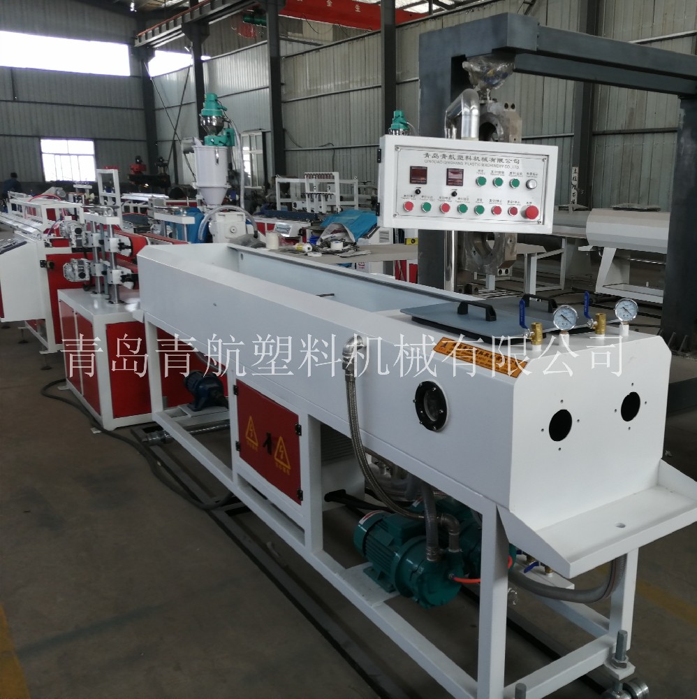 pvc穿筋管生產(chǎn)線(xiàn)